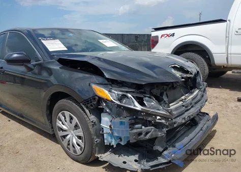 2023 Toyota Camry Le Hybrid z USA, uszkodzony, nr VIN 4T1C31AK9PU055622